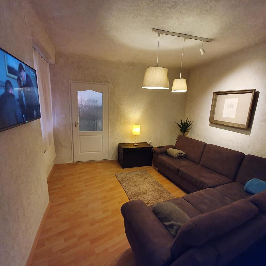 Corte Apartman Pápa Eksteriør billede