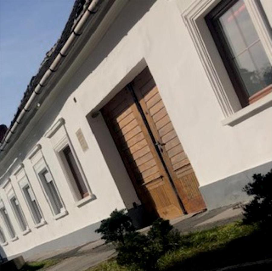 Corte Apartman Pápa Eksteriør billede