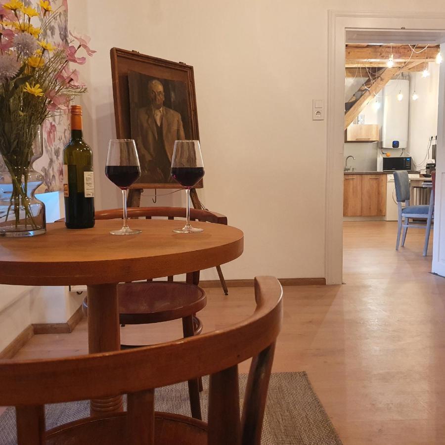 Corte Apartman Pápa Eksteriør billede