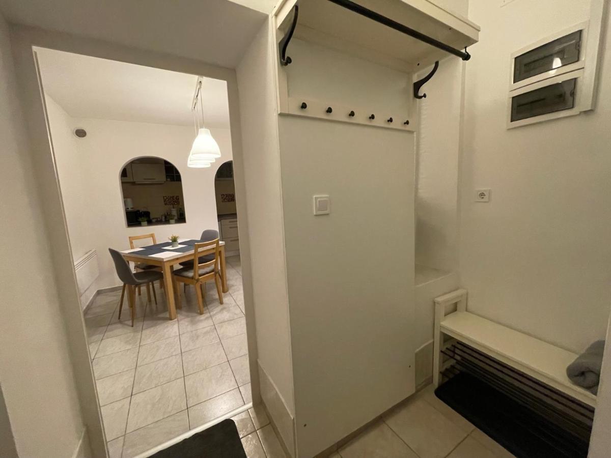 Corte Apartman Pápa Eksteriør billede