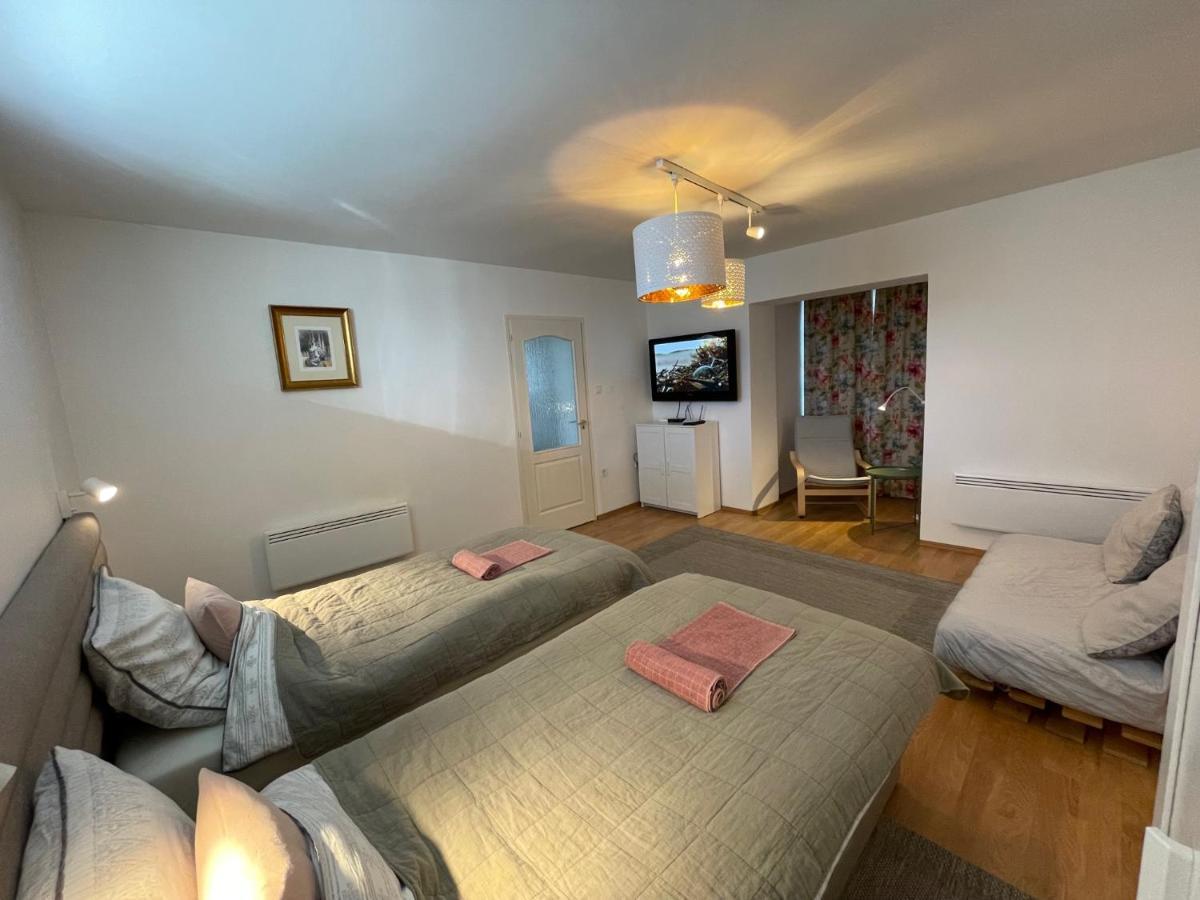 Corte Apartman Pápa Eksteriør billede