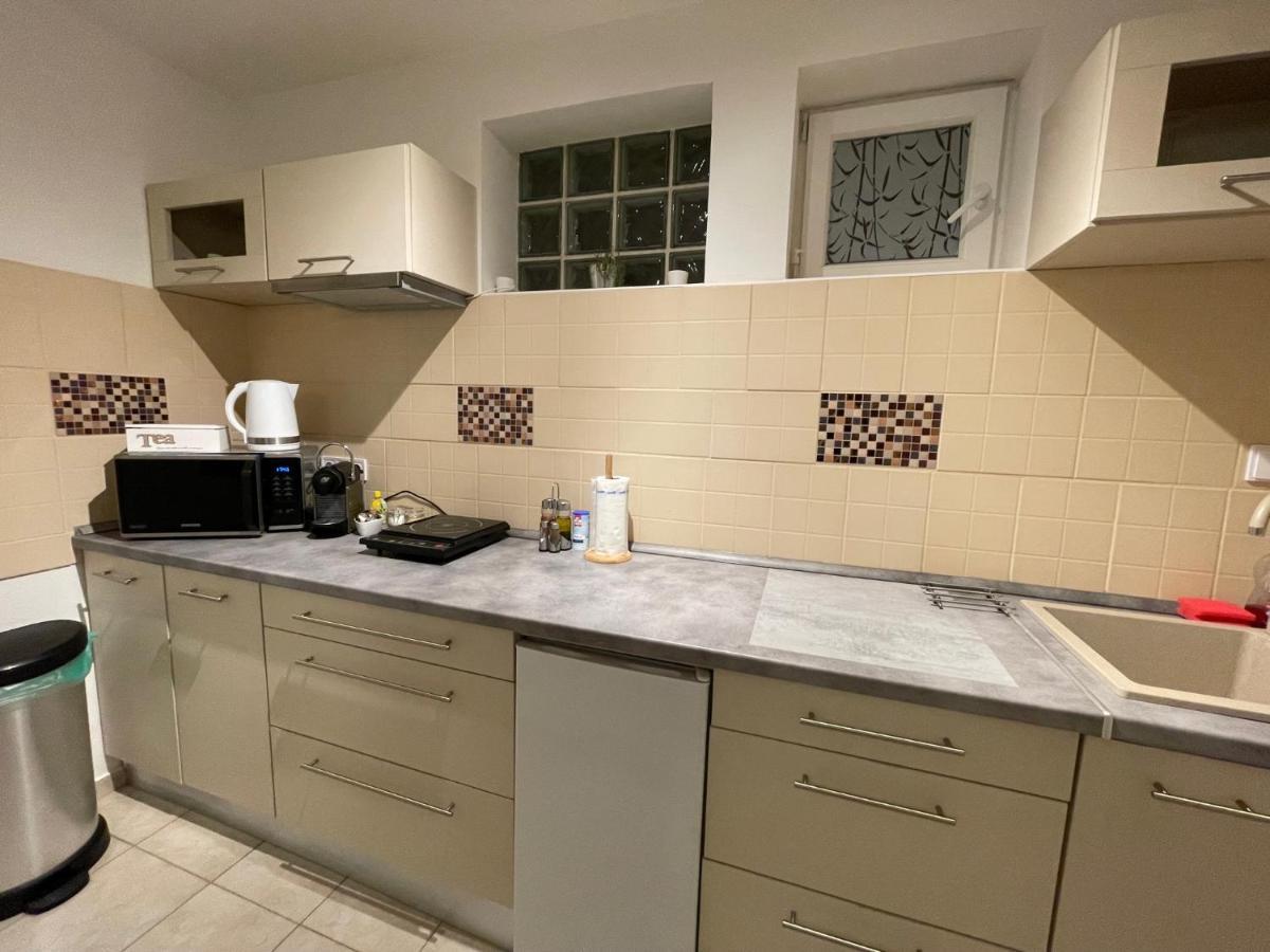 Corte Apartman Pápa Eksteriør billede